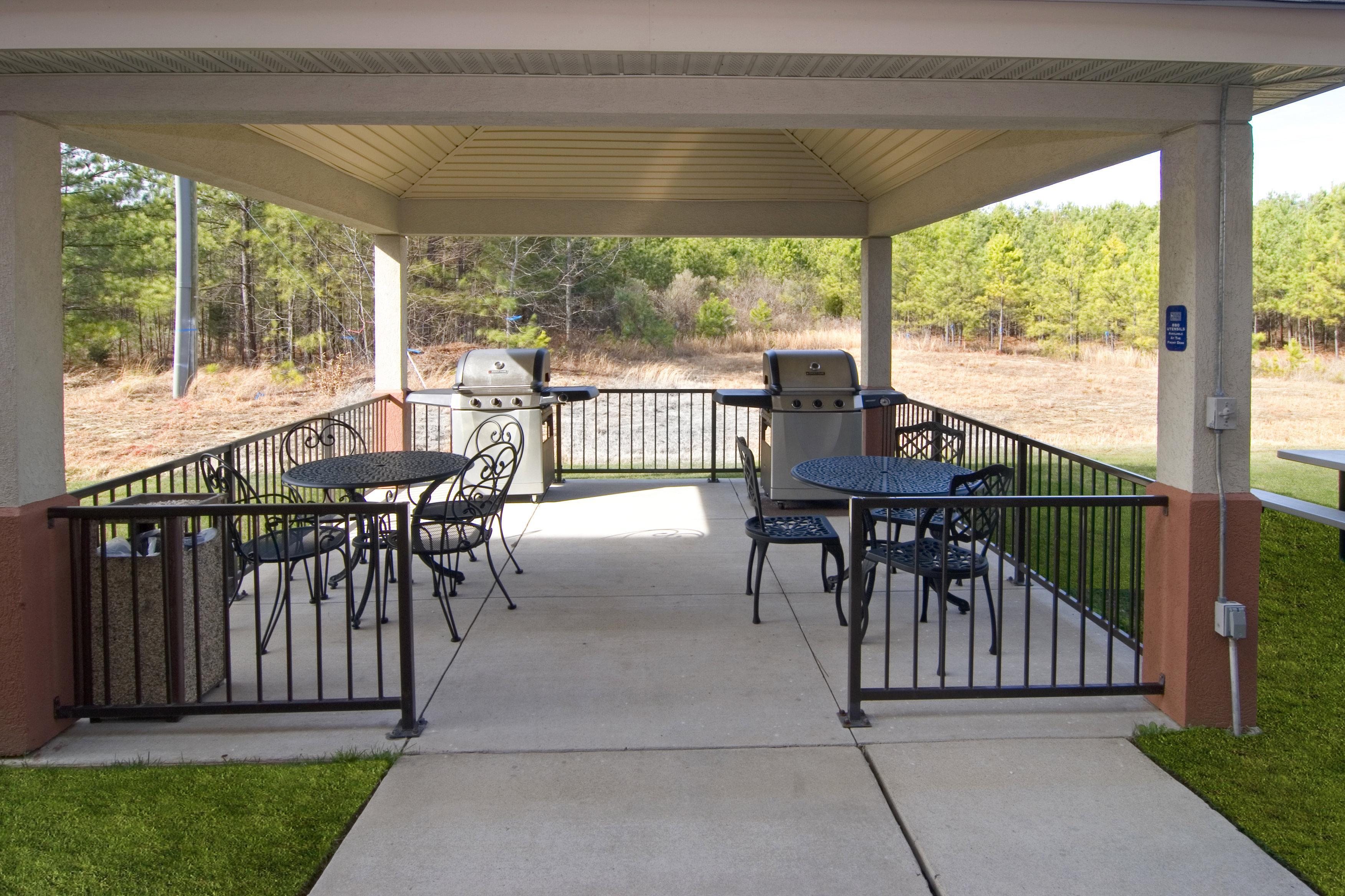 Candlewood Suites Hopewell, An Ihg Hotel Exterior photo